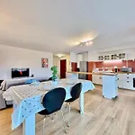 Moderne - Terrasse - Proche Plages Διαμέρισμα